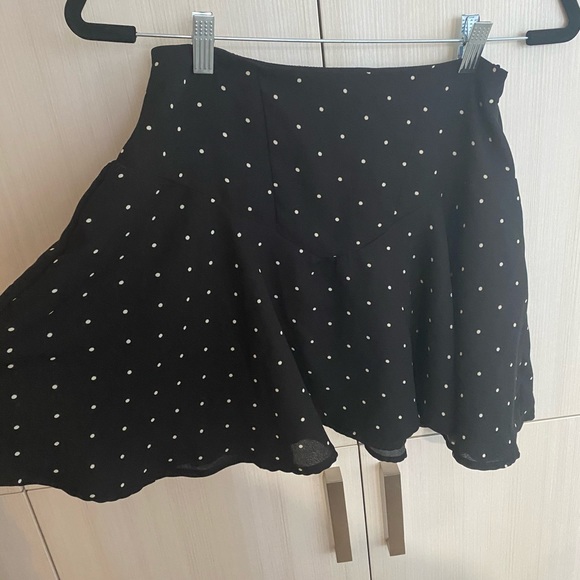 VERO MODA polka dot mini skirt - Picture 2 of 6